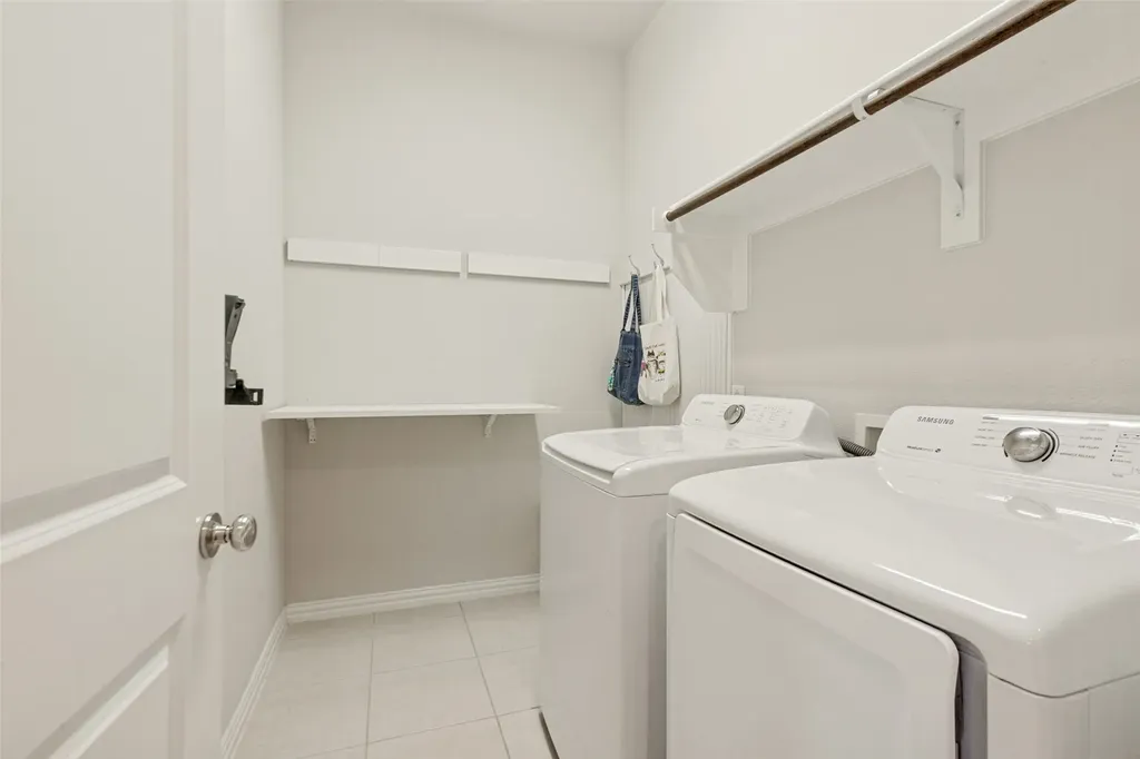2510 Westbank Trail Garland TX 75042