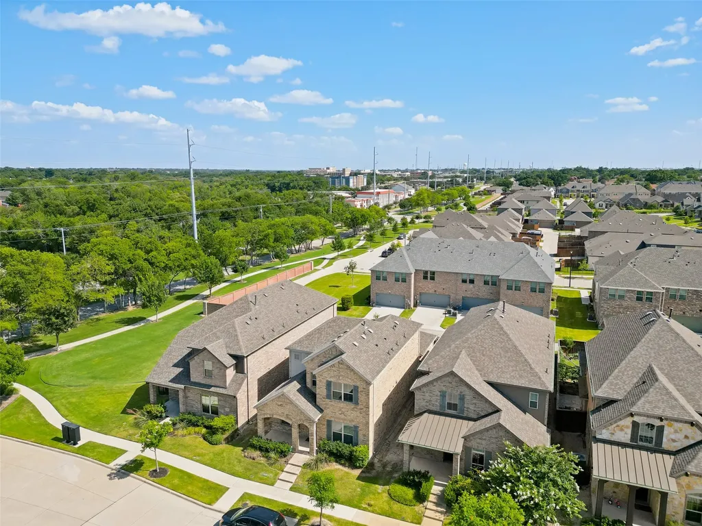 2510 Westbank Trail Garland TX 75042