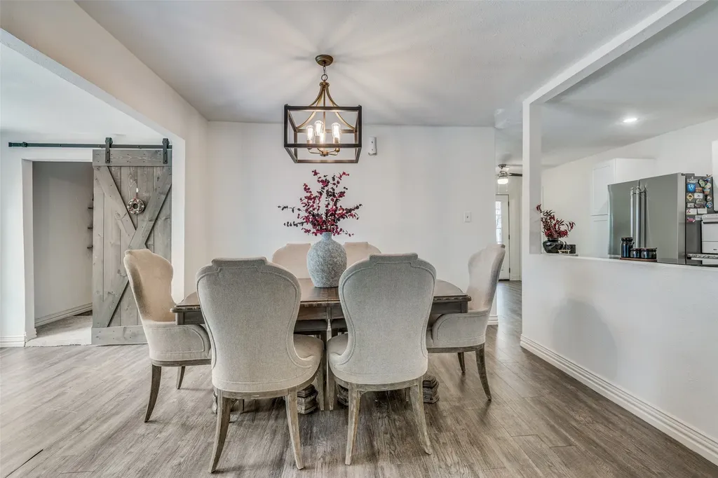 1249 High Meadow Lane Lancaster TX 75146