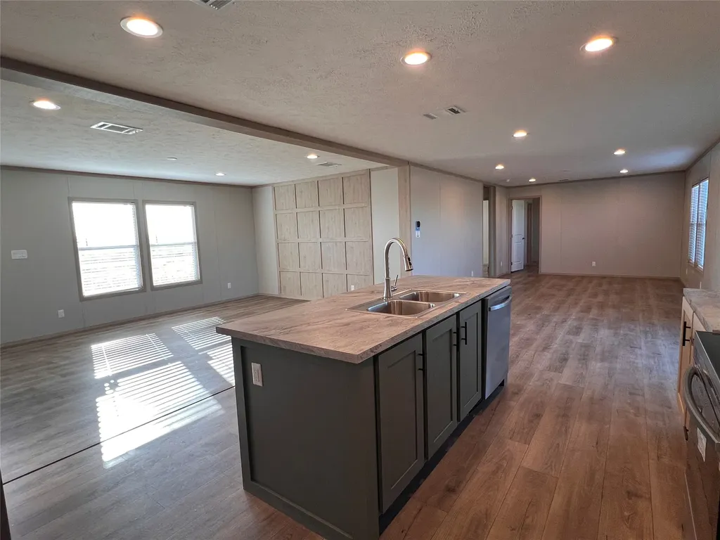 4170 Pvt Road 4284 Hawley TX 79525