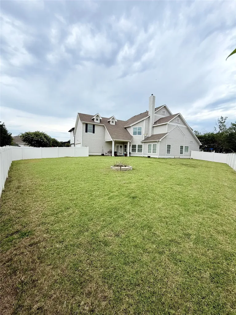 1101 Wenk Court Aubrey TX 76227