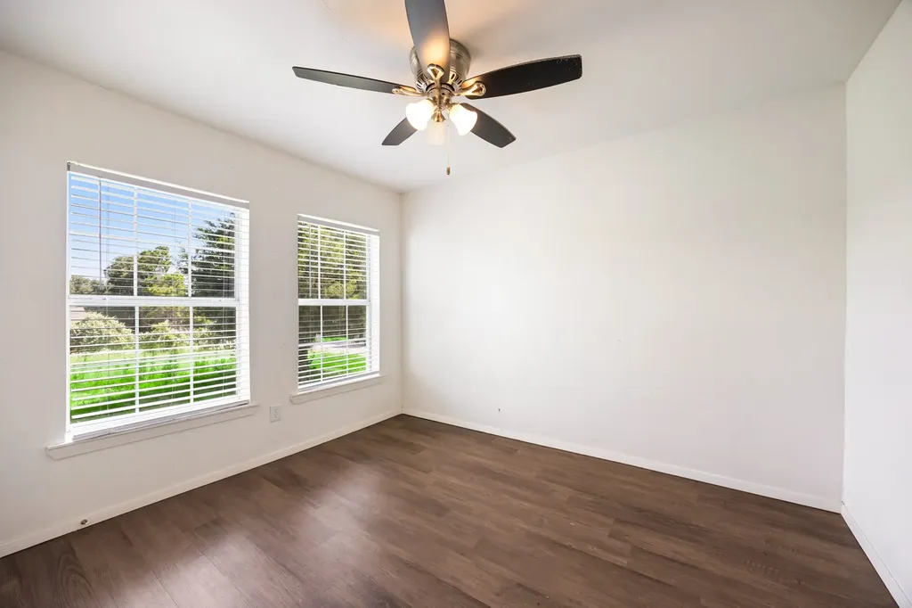 321 W 7th Street Weatherford TX 76086