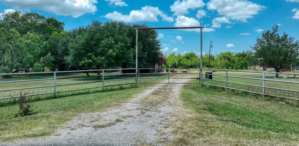 9495 Bluebonnet Drive Scurry TX 75158