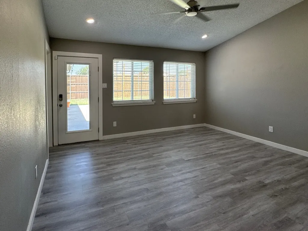 4105 Wheelwright Drive Garland TX 75044