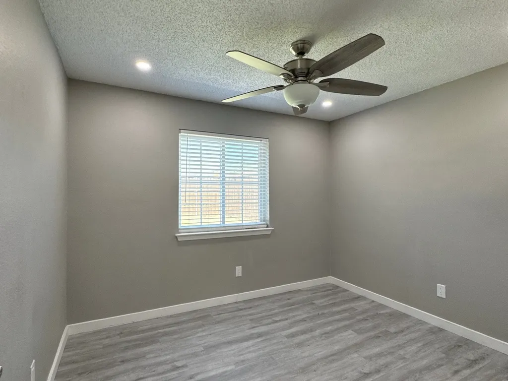 4105 Wheelwright Drive Garland TX 75044
