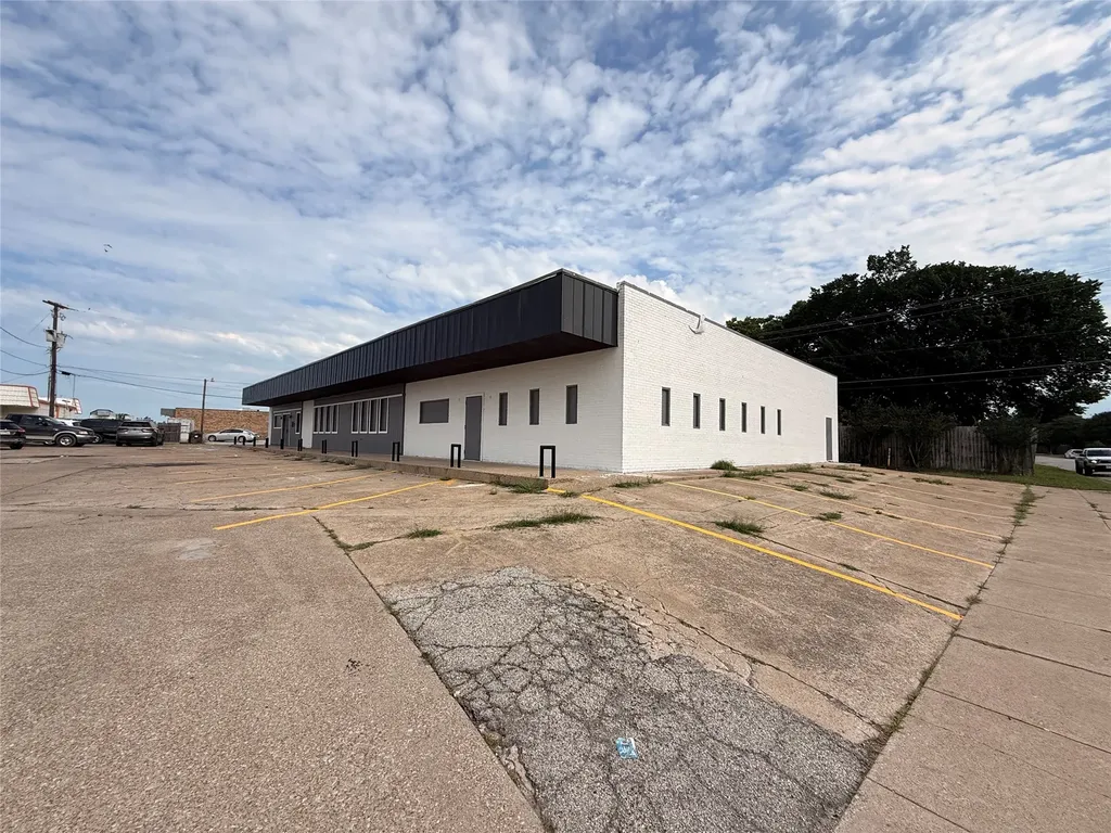 612 Michael Drive Everman TX 76140