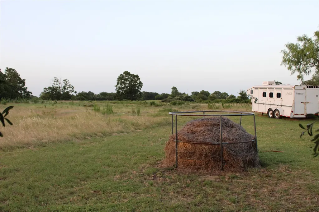 9612 West Highway 199 Poolville TX 76487
