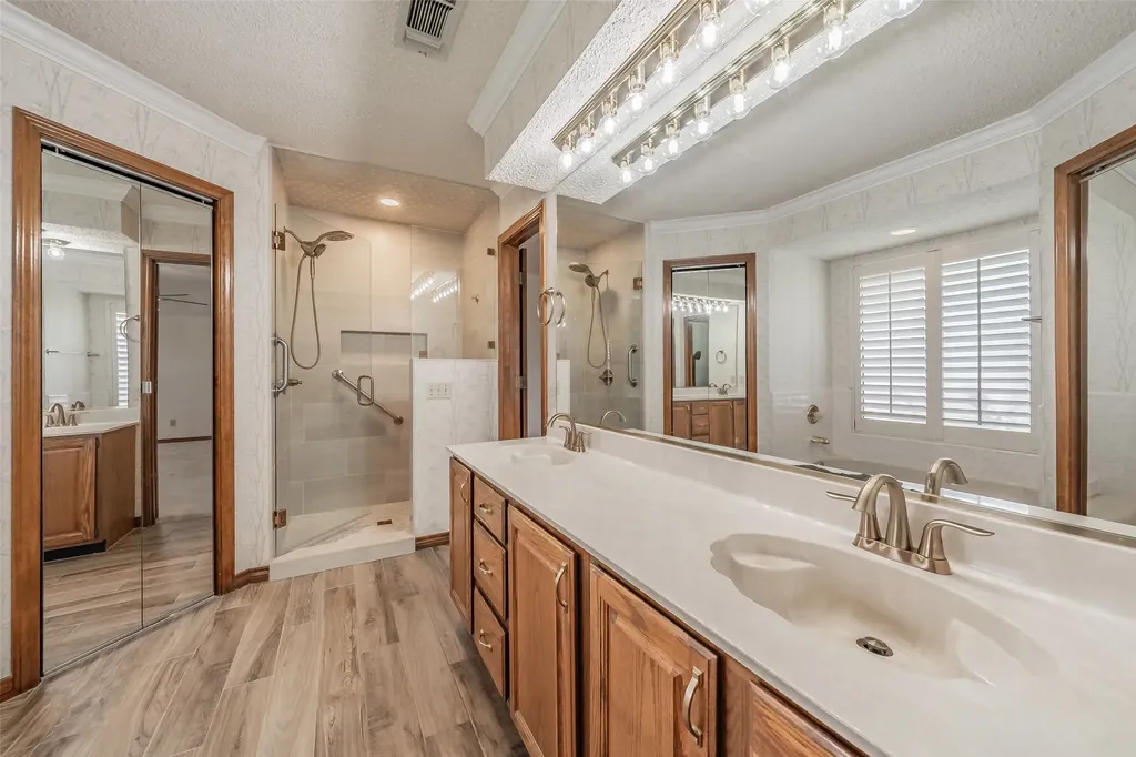 2520 Pecan Grove Court Irving TX 75060