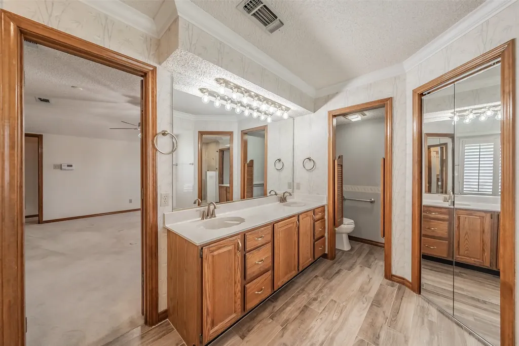 2520 Pecan Grove Court Irving TX 75060