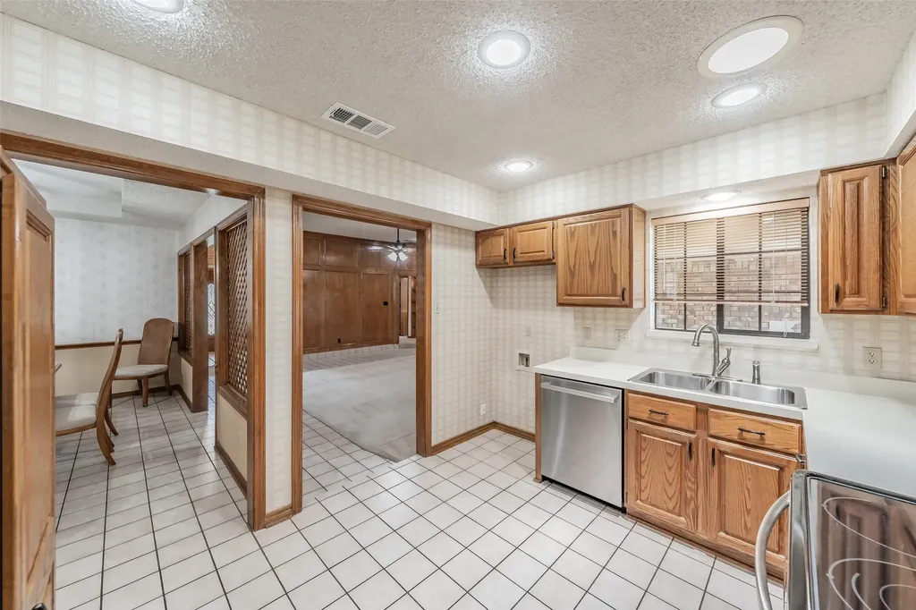 2520 Pecan Grove Court Irving TX 75060