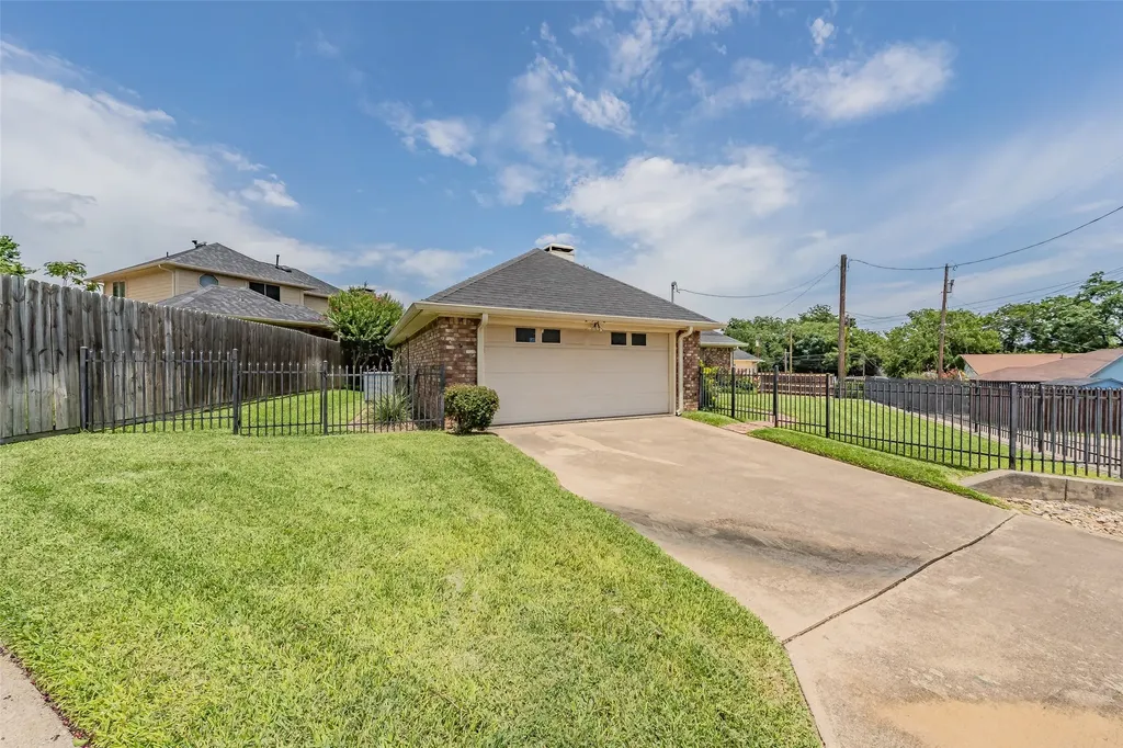 2520 Pecan Grove Court Irving TX 75060