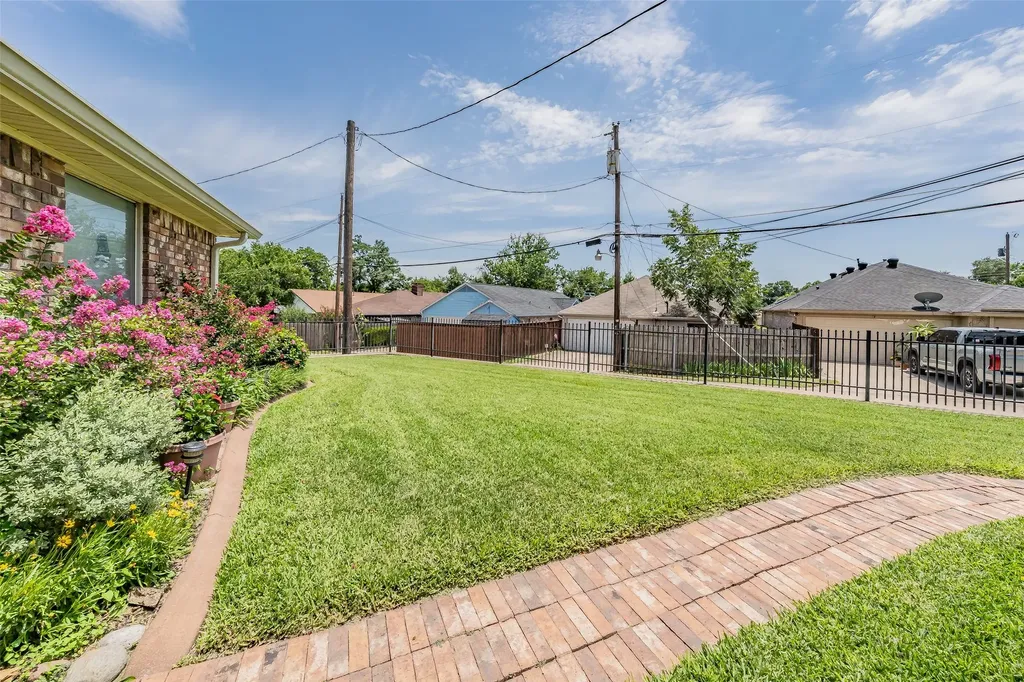 2520 Pecan Grove Court Irving TX 75060