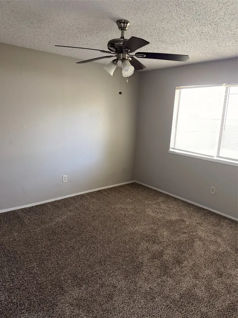 1206 Brook Hill Lane Arlington TX 76014