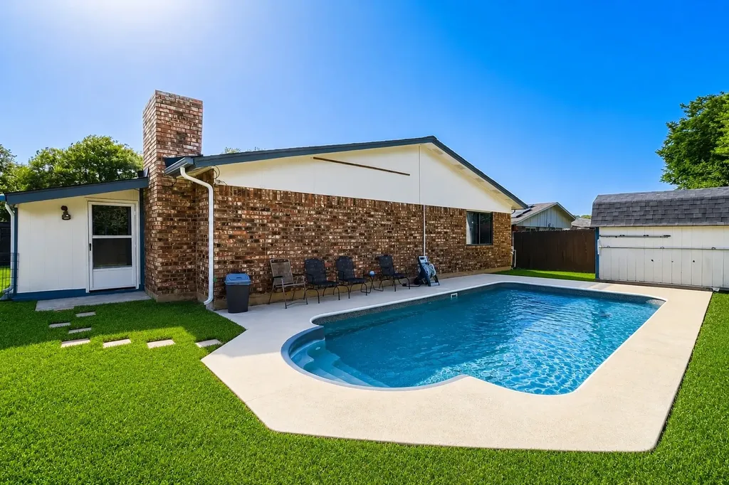 2611 Ridgemoor Court Arlington TX 76016