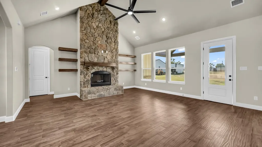 Tbd 6 Three Quarter Loop Poolville TX 76487