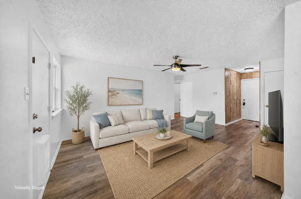 2461 Lisa Street Grand Prairie TX 75051