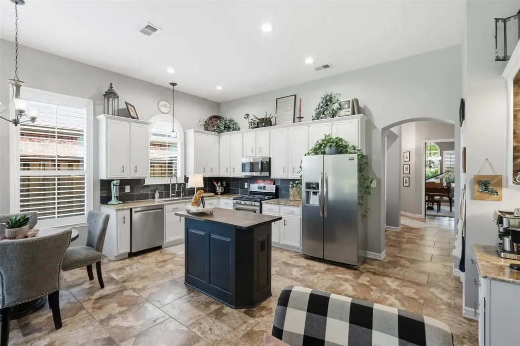 8813 Edinburgh Lane Rowlett TX 75089