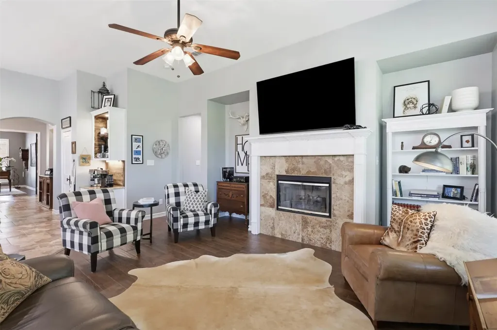 8813 Edinburgh Lane Rowlett TX 75089
