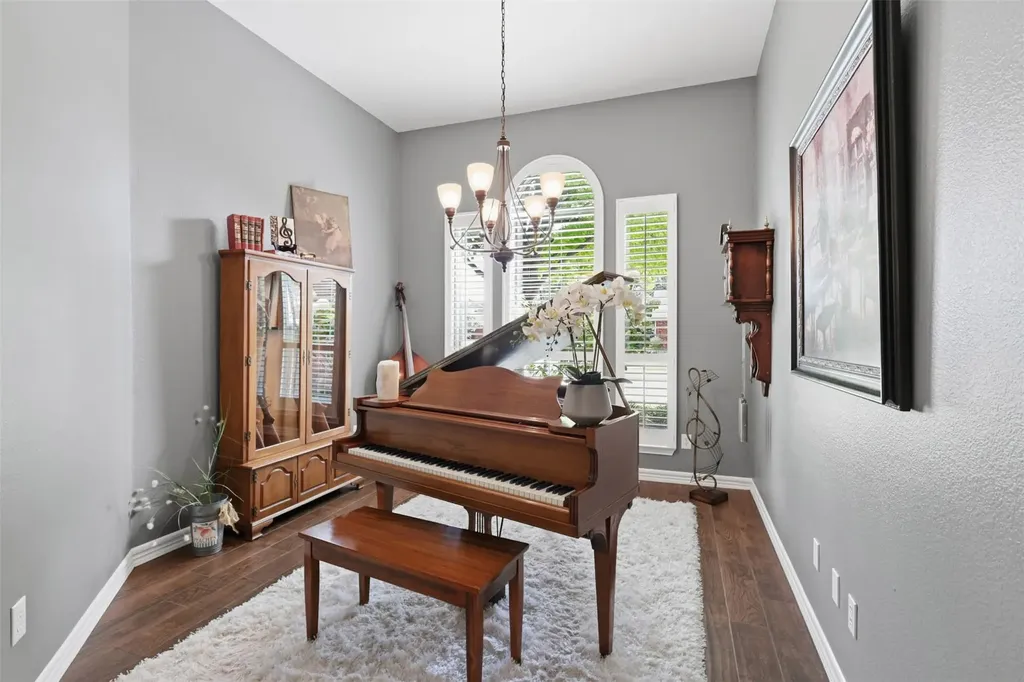 8813 Edinburgh Lane Rowlett TX 75089