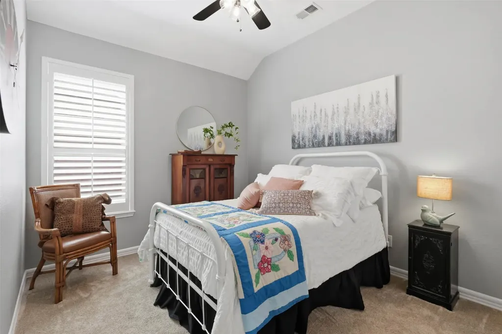 8813 Edinburgh Lane Rowlett TX 75089