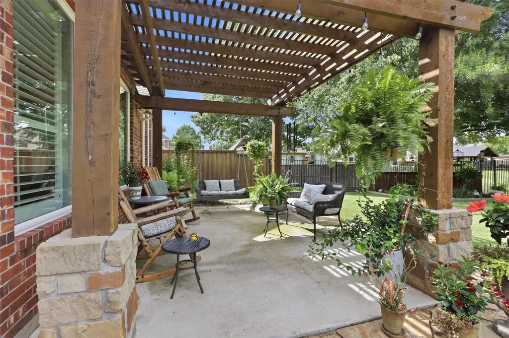 8813 Edinburgh Lane Rowlett TX 75089