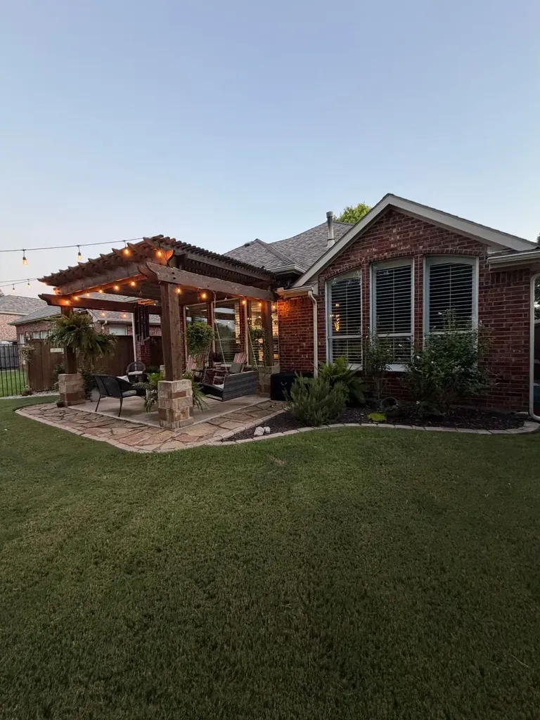 8813 Edinburgh Lane Rowlett TX 75089
