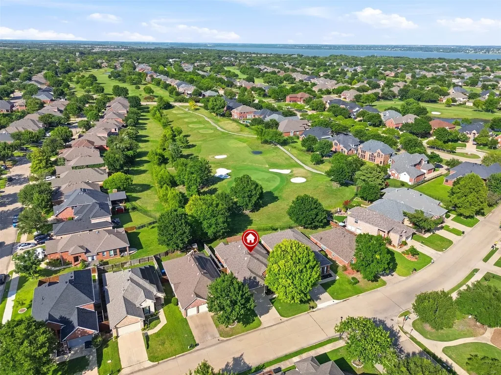 8813 Edinburgh Lane Rowlett TX 75089