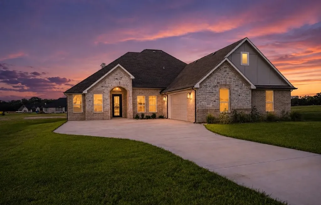 1052 Grison Circle Corsicana TX 75109