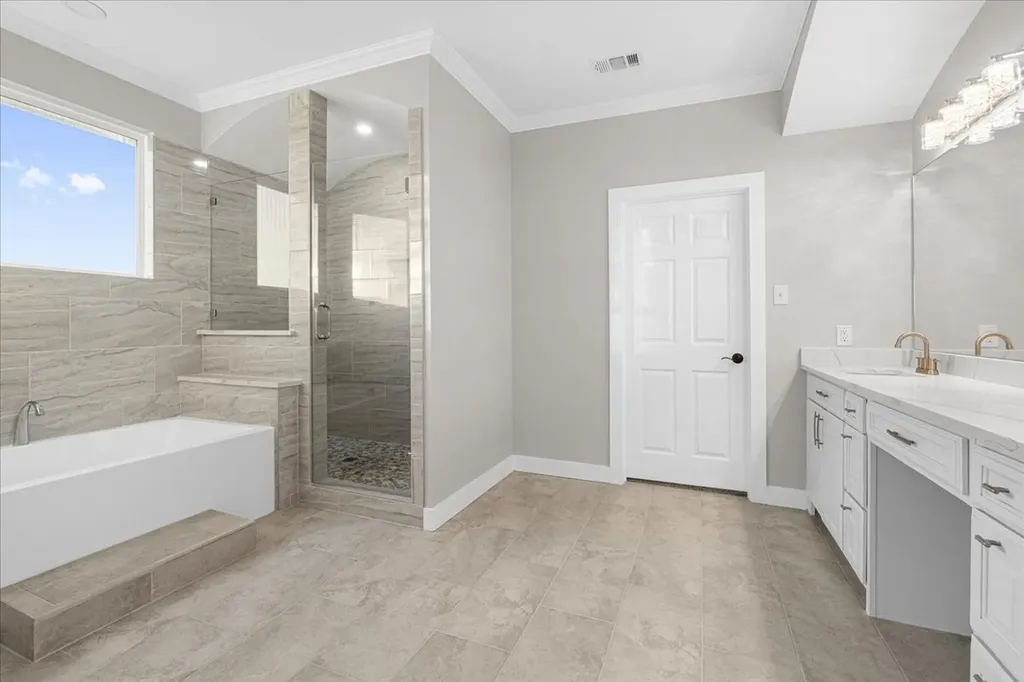 1052 Grison Circle Corsicana TX 75109