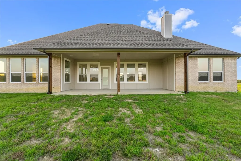 1052 Grison Circle Corsicana TX 75109