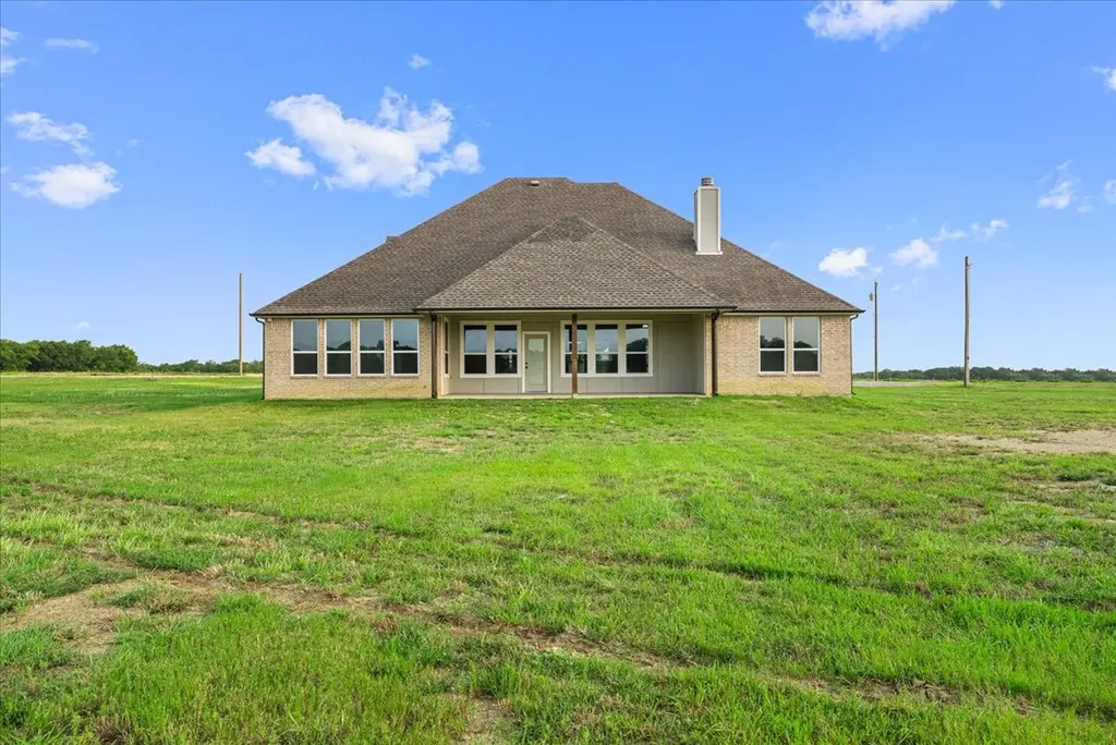 1052 Grison Circle Corsicana TX 75109