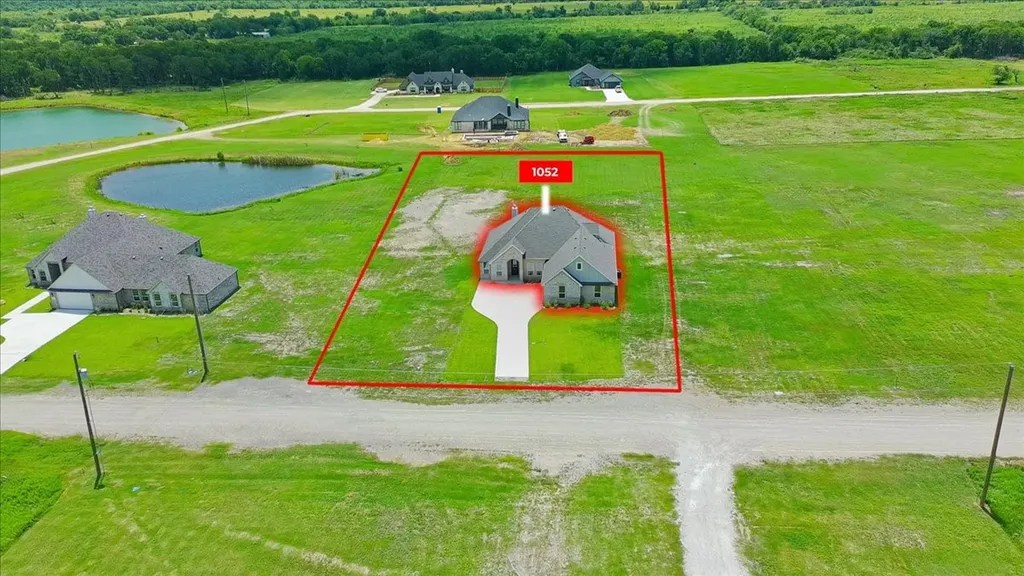 1052 Grison Circle Corsicana TX 75109