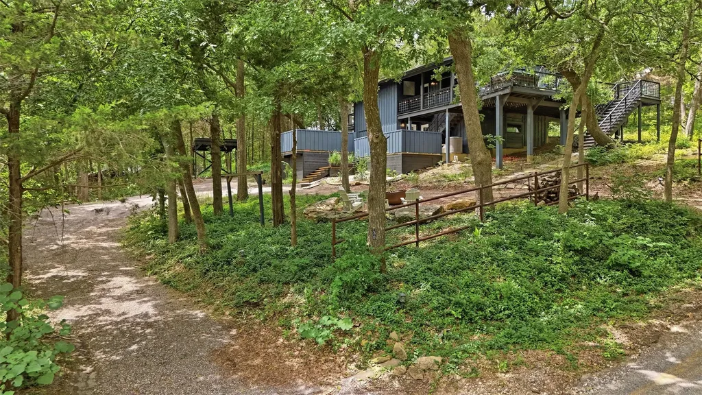 130 Spanish Trail Pottsboro TX 75076