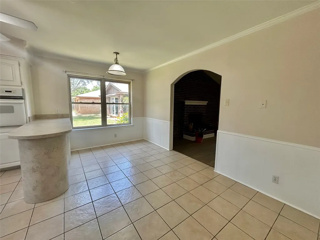 6209 Gayle Drive North Richland Hills TX 76180