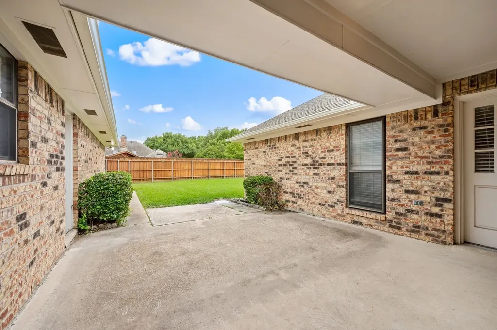 1802 Campbell Trail Richardson TX 75082