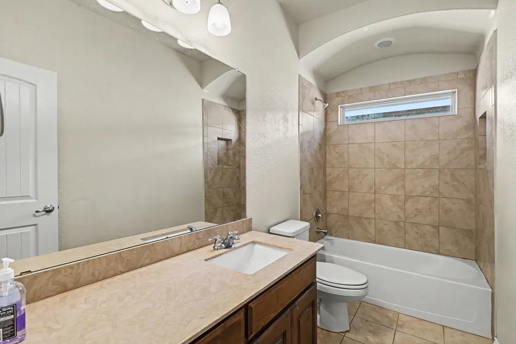 1816 Placitas Trail Fort Worth TX 76131