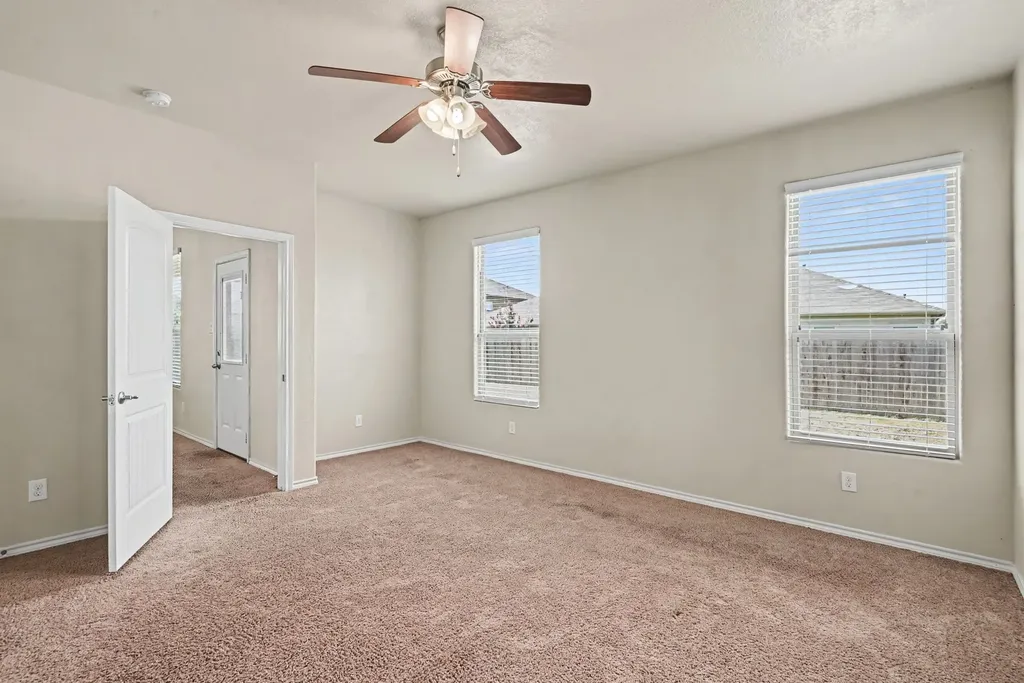 1816 Placitas Trail Fort Worth TX 76131