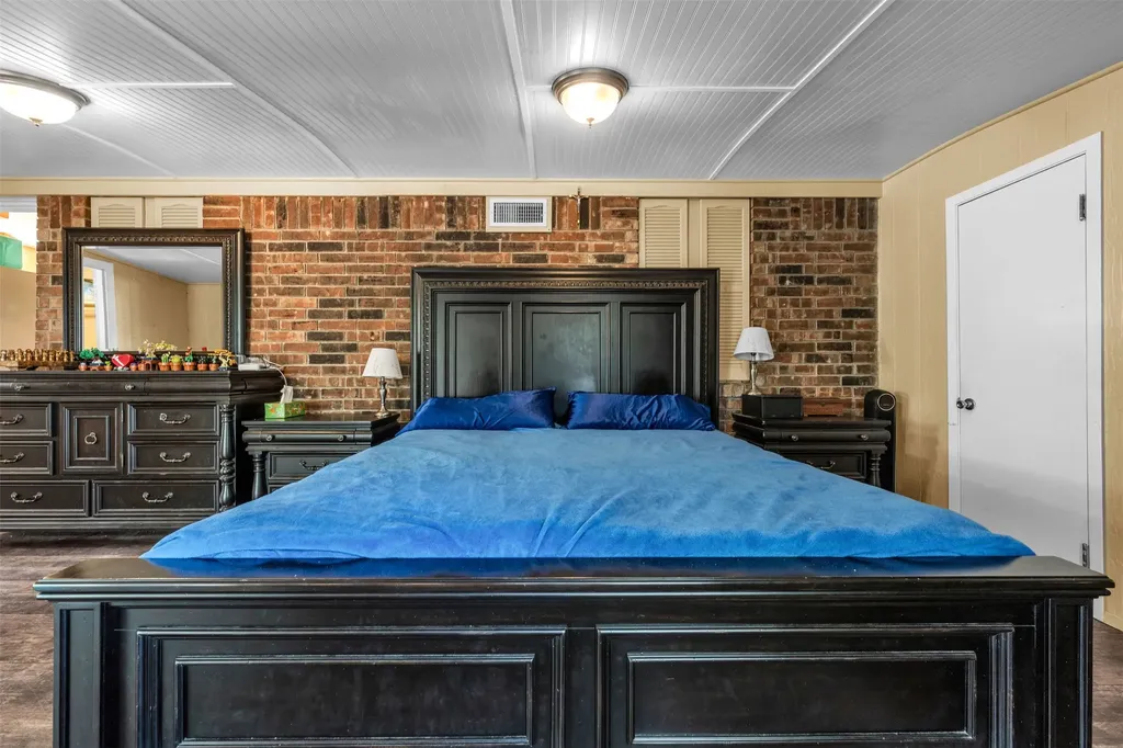 190 Crowfoot Lane Whitney TX 76692