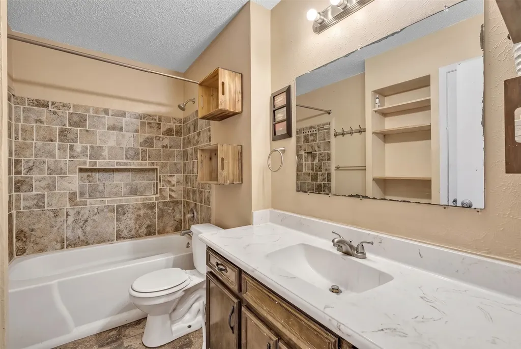 190 Crowfoot Lane Whitney TX 76692