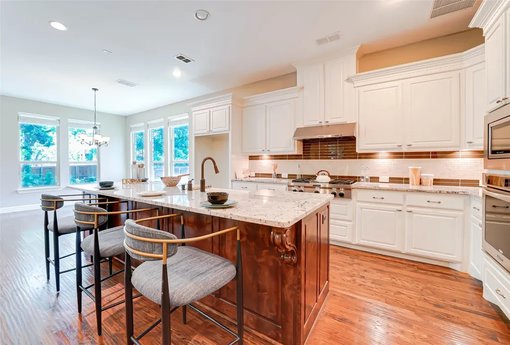 2213 Cotswold Valley Court Southlake TX 76092