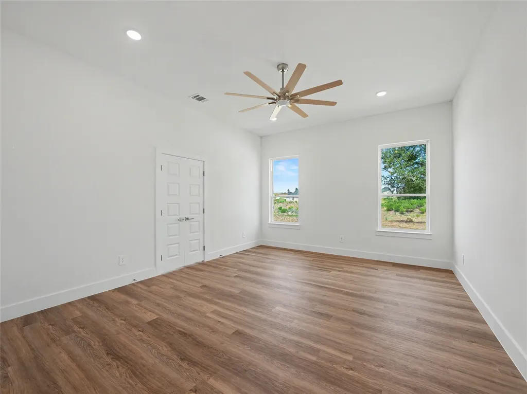 328 Slimp Bluff Avenue Azle TX 76020