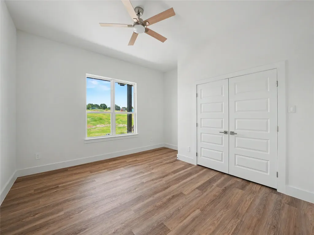 328 Slimp Bluff Avenue Azle TX 76020