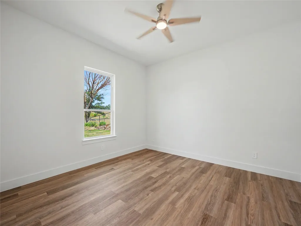 328 Slimp Bluff Avenue Azle TX 76020