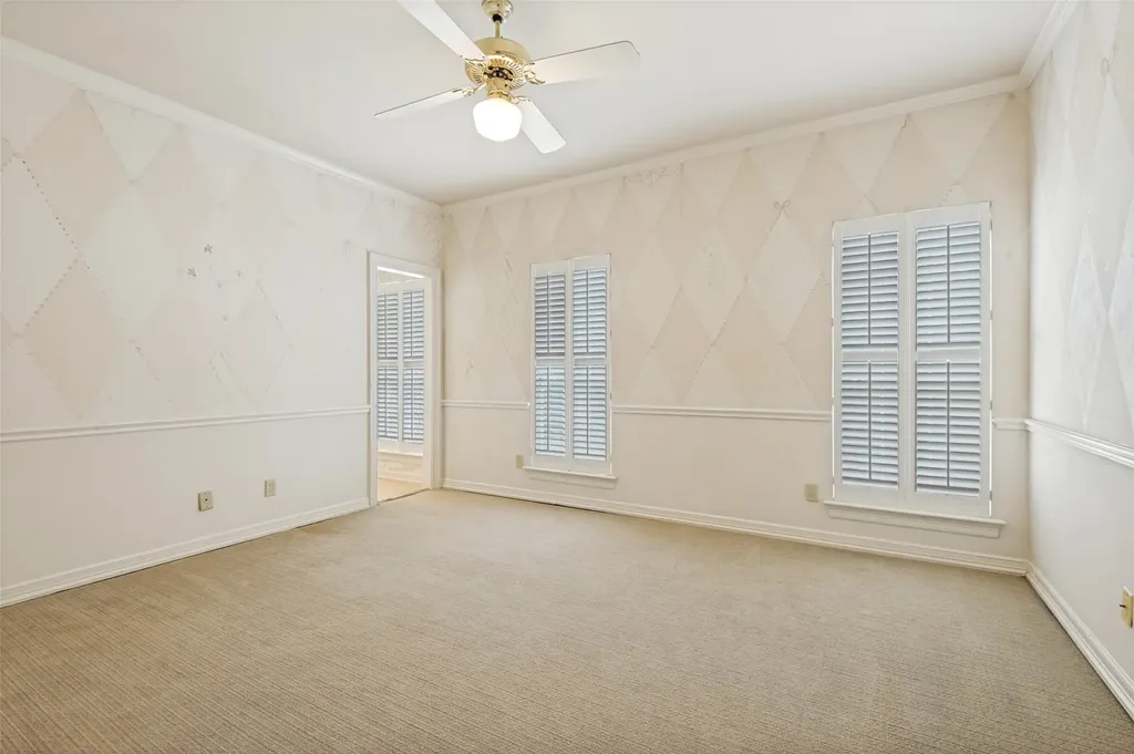1608 Crockett Circle Irving TX 75038