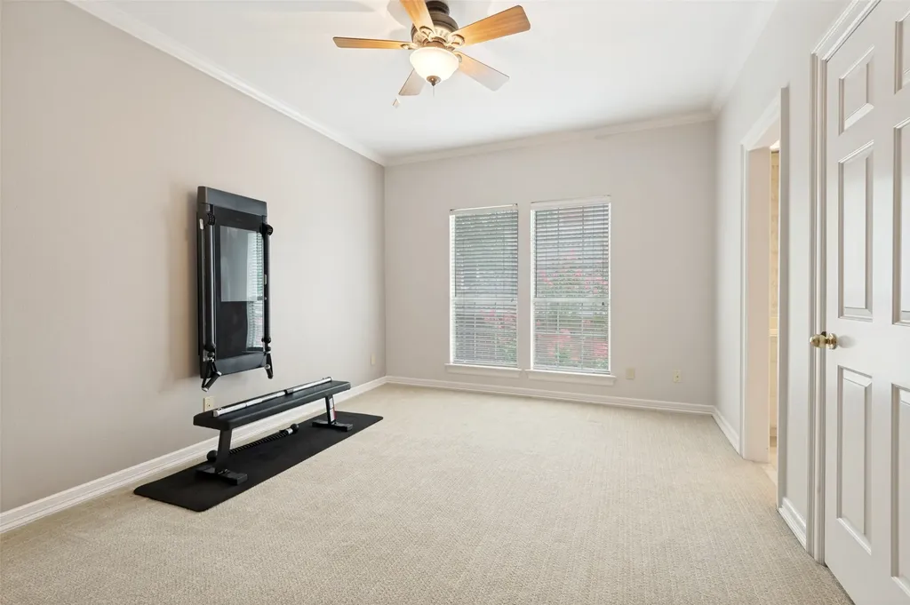 1608 Crockett Circle Irving TX 75038