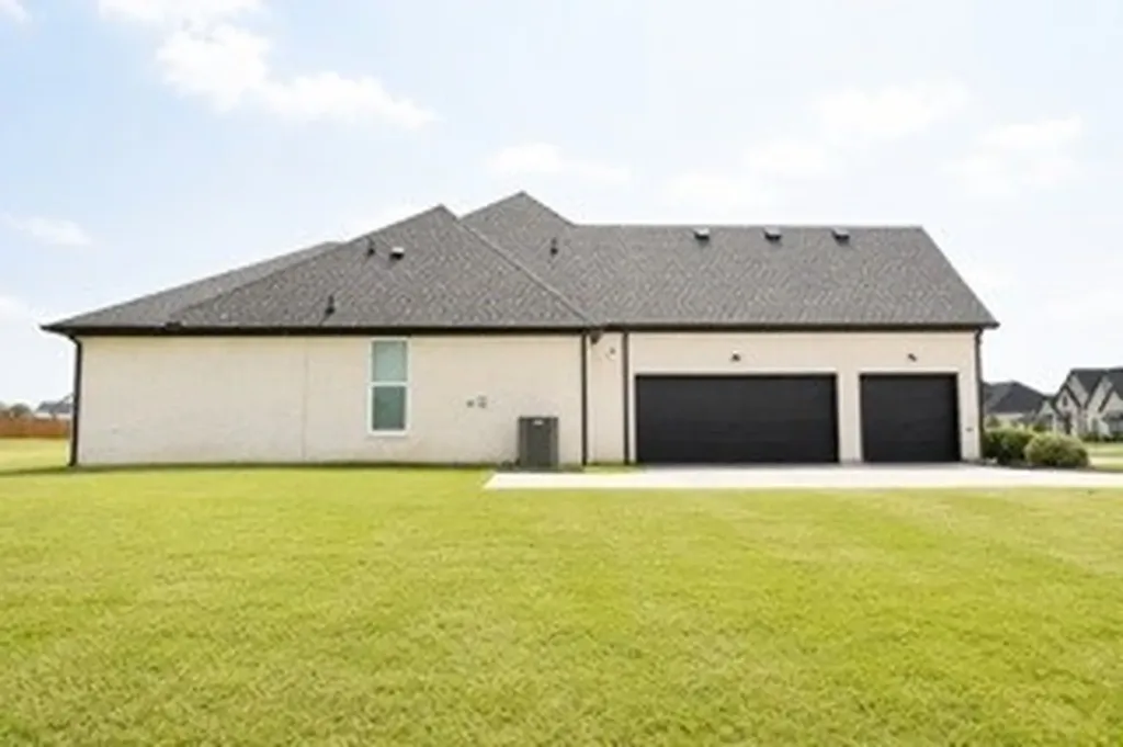 4017 Lagos Drive Midlothian TX 76065