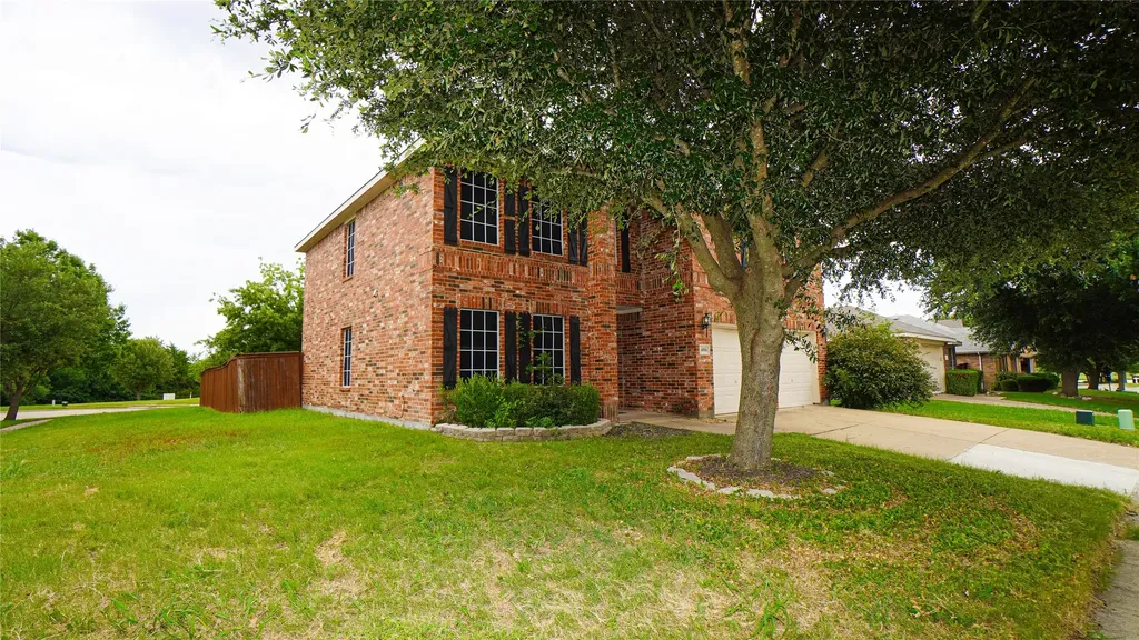 4006 Collin Court Heartland TX 75126