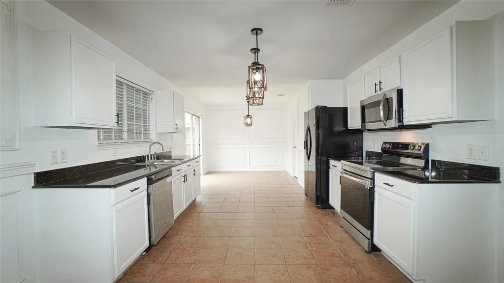 4006 Collin Court Heartland TX 75126