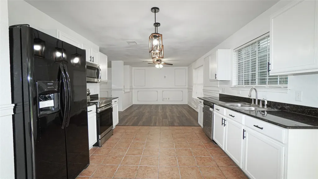 4006 Collin Court Heartland TX 75126