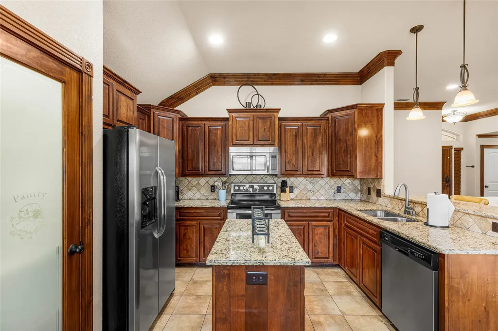 1326 Briar Cliff Path Abilene TX 79602